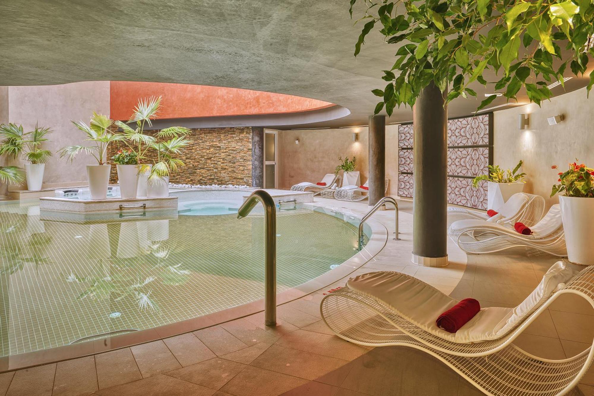 Adam Hotel Suites チュニス エクステリア 写真